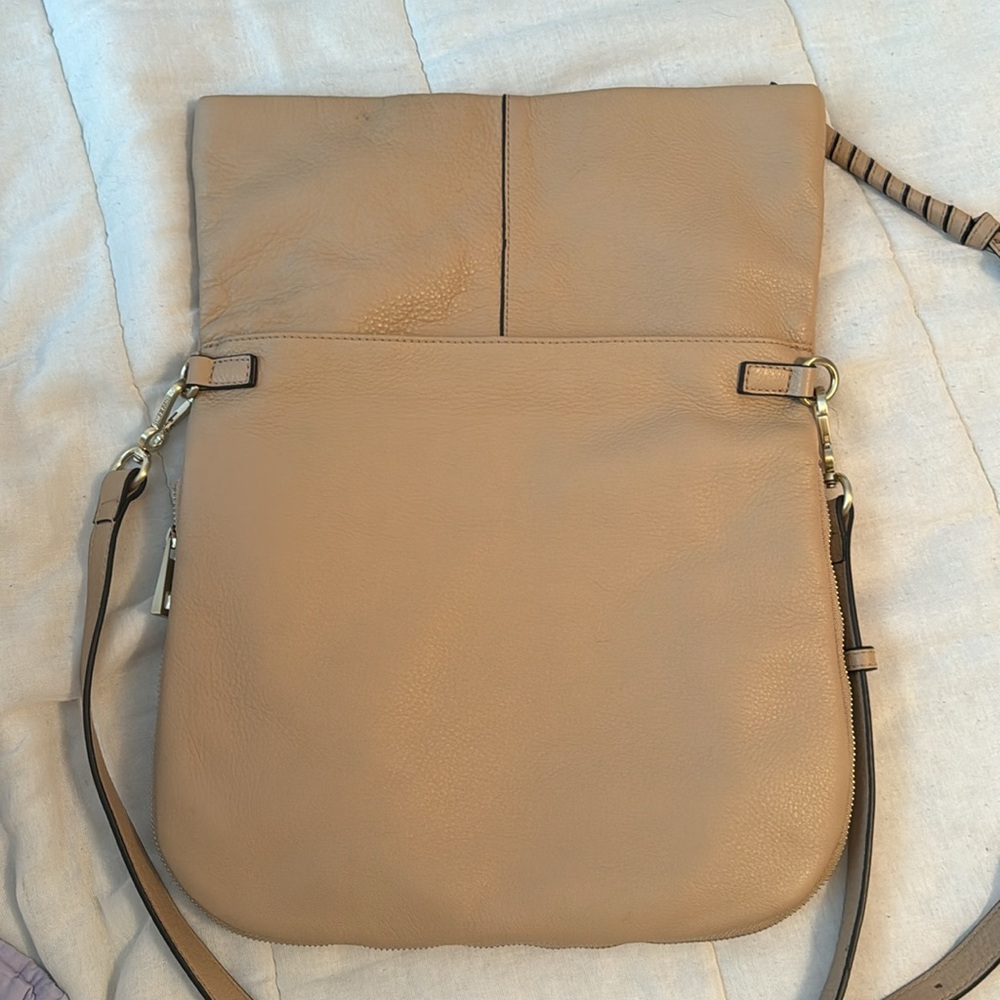 Vince Camuto purse camel colored leather - Picture 3 of 6